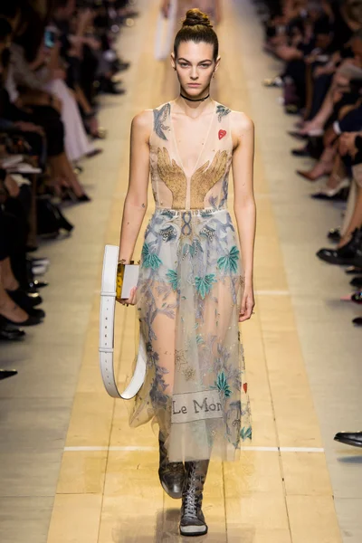 Look 59